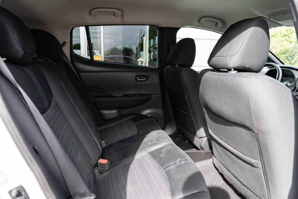 Used 2019 Nissan Leaf SV Plus w/ SV All Weather Package FWD image 25
