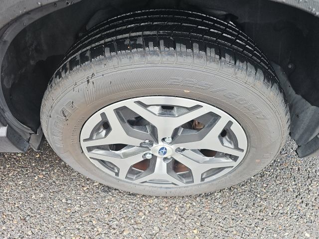 Used 2019 Subaru Forester Premium AWD/4WD image 21