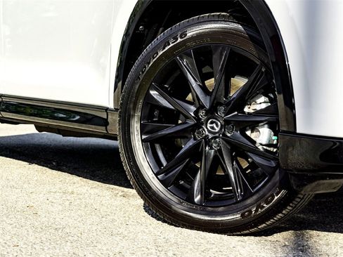 Certified 2025 MAZDA CX-5 Carbon Edition image 2