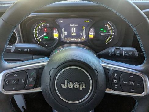 Used 2024 Jeep Wrangler High Altitude image 33