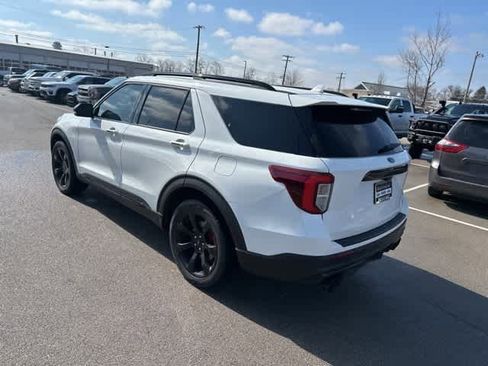 Used 2020 Ford Explorer ST w/ ST Street Pack image 17