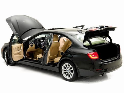 Used 2016 BMW 320i xDrive 320i xDrive image 29