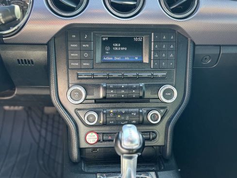 Used 2017 Ford Mustang Coupe image 20