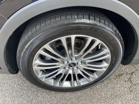 Used 2016 Lincoln MKX Reserve w/ Technology Package image 8