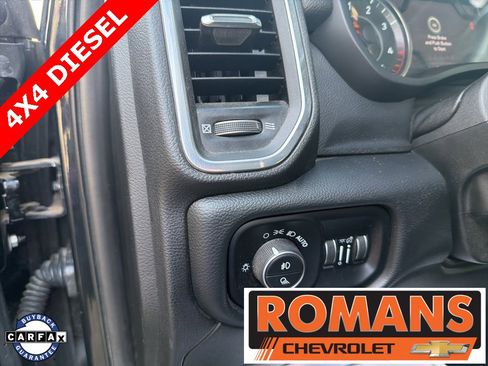 Used 2019 RAM 2500 Laramie image 12