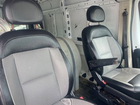 Used 2021 RAM ProMaster 2500 image 16
