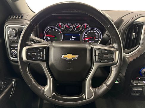 Used 2022 Chevrolet Silverado 2500 LTZ w/ Gooseneck/5TH Wheel Package AWD/4WD image 15