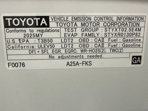 Used 2025 Toyota RAV4 XLE image 67