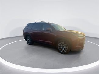 Used 2024 Toyota Grand Highlander Limited video 2