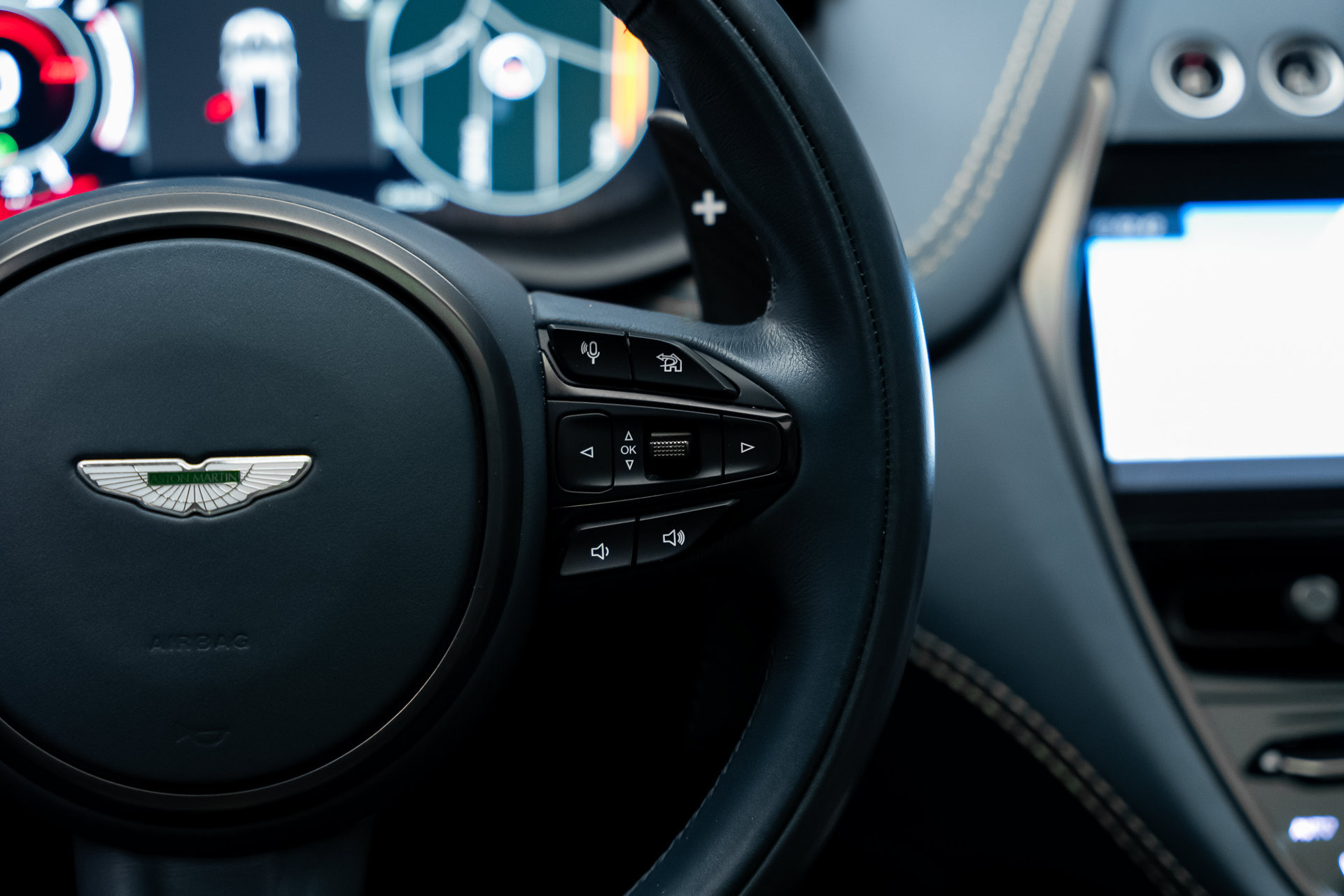Used 2023 Aston Martin DBX 707 AWD/4WD image 46