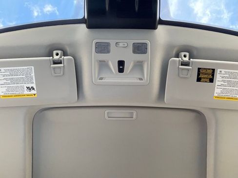 New 2025 Ford Maverick Lariat w/ Black Appearance Package image 48