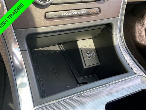 Used 2021 Ford Edge Titanium w/ Equipment Group 301A FWD image 15