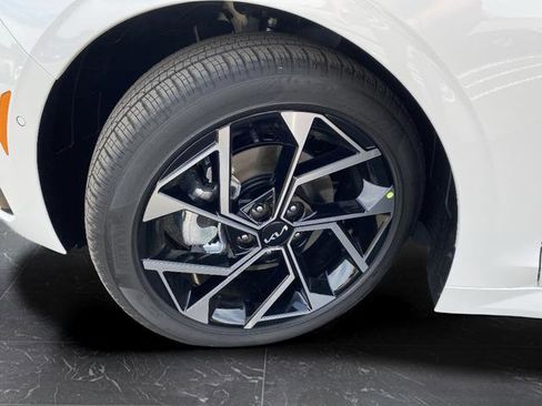 New 2026 Kia K5 EX image 42