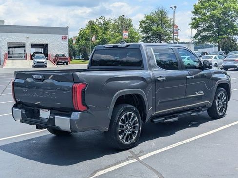 Used 2025 Toyota Tundra Limited AWD/4WD image 7
