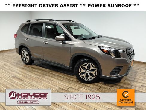 Used 2022 Subaru Forester Premium image 1