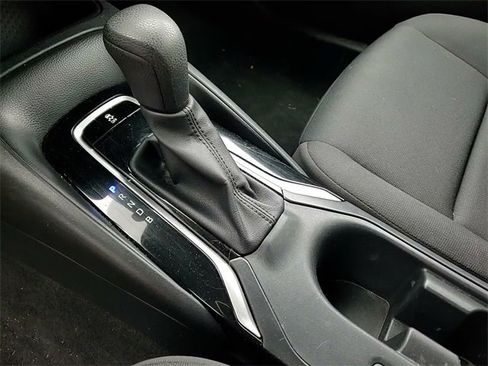 Used 2023 Toyota Corolla LE image 19