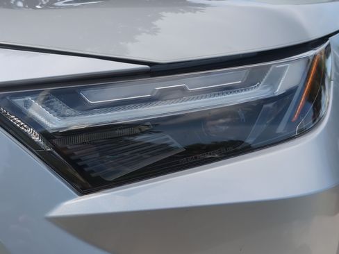 Used 2023 Toyota RAV4 XSE AWD/4WD image 6
