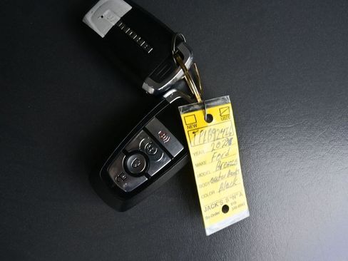 Used 2023 Ford Bronco Outer Banks image 18