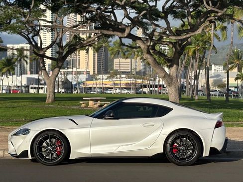 Used 2024 Toyota Supra image 2
