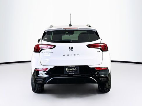 Used 2024 Buick Encore GX Sport Touring image 7