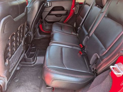 Used 2020 Jeep Wrangler Unlimited Rubicon AWD/4WD image 28