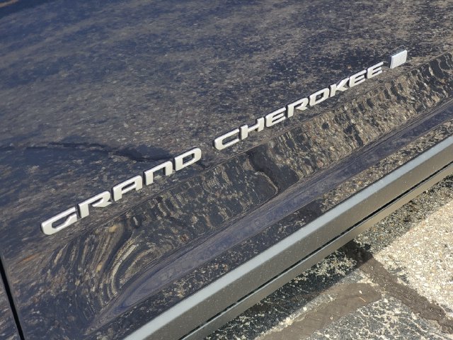 Used 2026 Jeep Grand Cherokee Limited AWD/4WD image 30