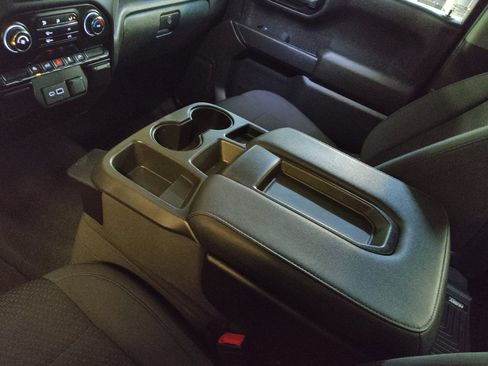 Used 2021 Chevrolet Silverado 1500 Custom AWD/4WD image 26