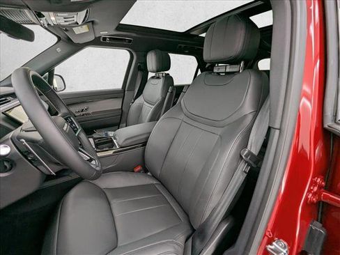New 2025 Land Rover Range Rover Sport SE image 5