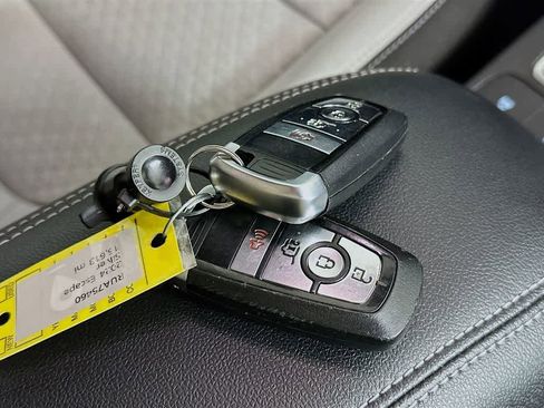 Certified 2024 Ford Escape Active image 22