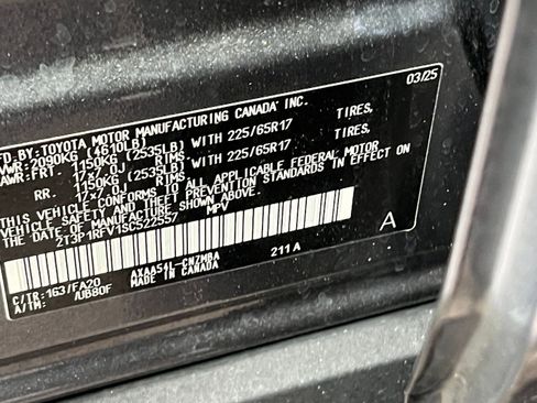 Used 2025 Toyota RAV4 XLE image 29