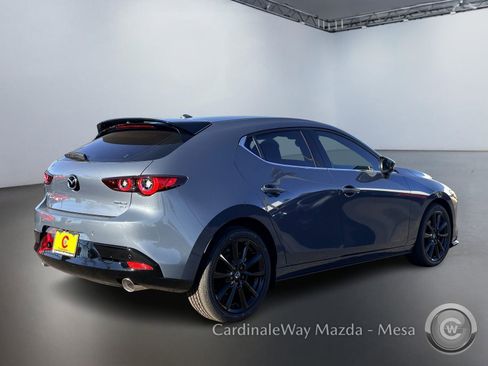 New 2026 MAZDA MAZDA3 Hatchback w/Premium Plus Pkg image 4
