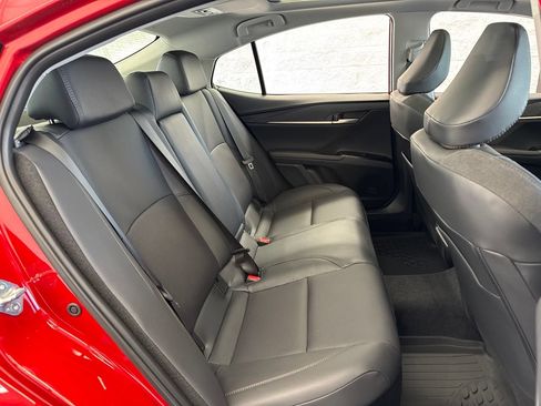 Used 2026 Toyota Camry XLE w/ Premium Package FWD image 41