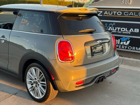 Used 2015 MINI Cooper S image 10