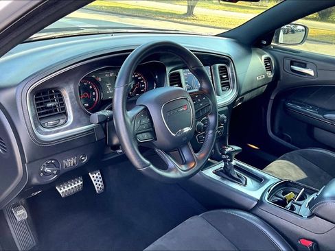 Used 2022 Dodge Charger Scat Pack w/ Daytona Edition Group RWD image 11