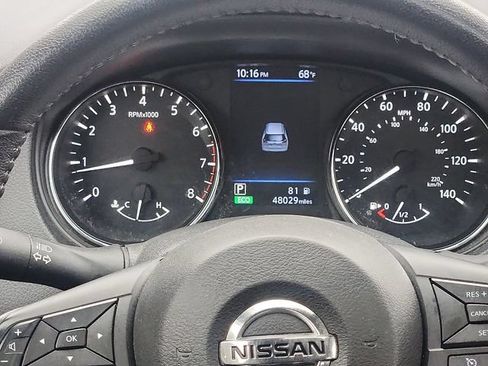 Used 2020 Nissan Rogue SV AWD/4WD image 13