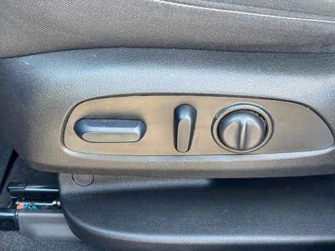 Used 2024 Chevrolet Blazer LT w/ Convenience Package image 15