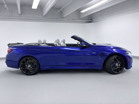 Used 2020 BMW M4 Convertible w/ Competition Package RWD image 7