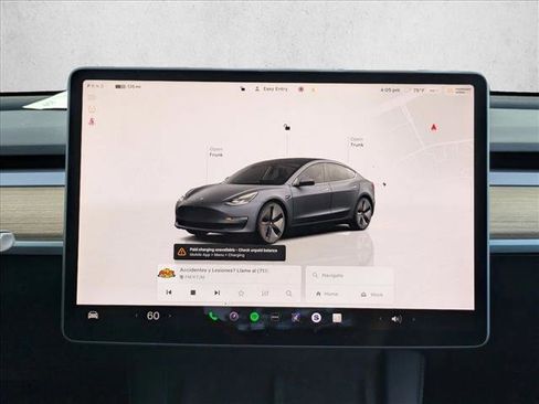 Used 2023 Tesla Model 3 Standard Range image 11