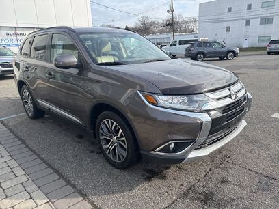Used 2016 Mitsubishi Outlander SEL