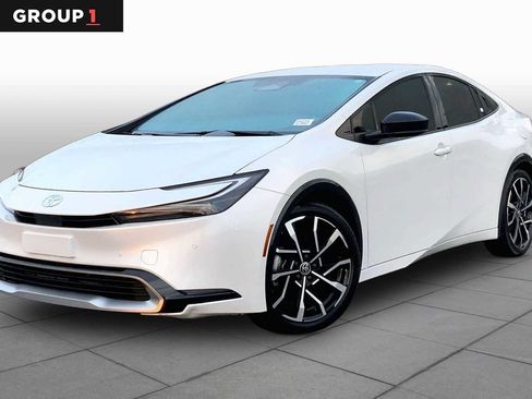 Used 2024 Toyota Prius Prime FWD image 1