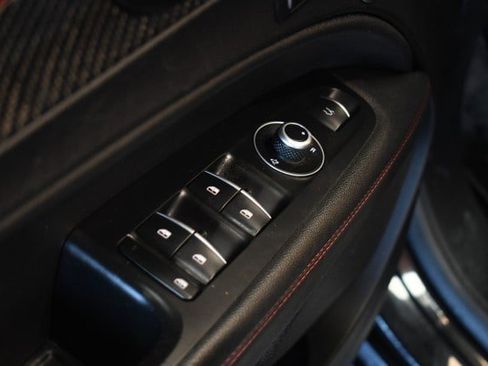 Used 2023 Alfa Romeo Stelvio Estrema AWD/4WD image 24