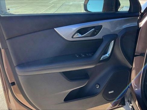 Used 2019 Chevrolet Blazer LT w/ Sun and Wheels Package image 28