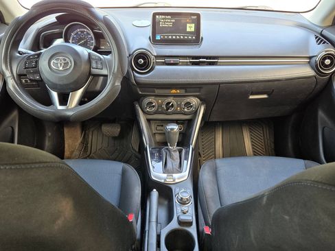 Used 2018 Toyota Yaris iA FWD image 13