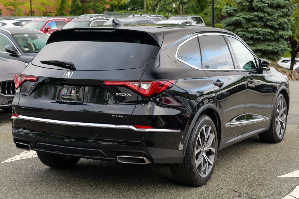 Used 2024 Acura MDX w/ Technology Package AWD/4WD image 7