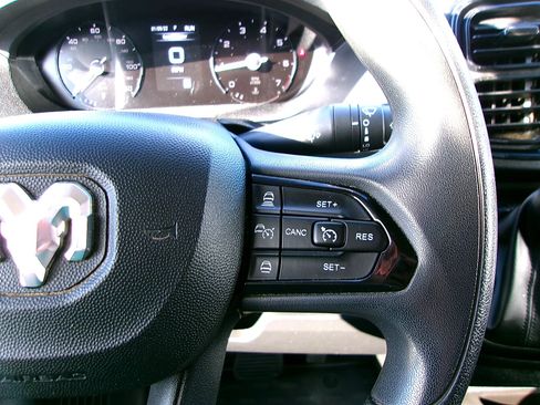 Used 2025 RAM ProMaster 2500 w/ Convenience Group FWD image 6