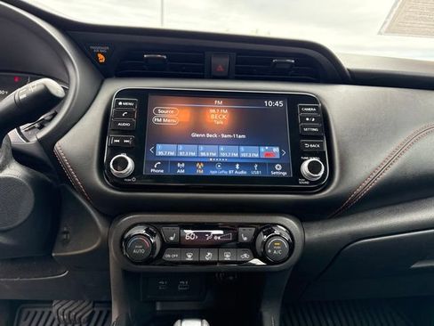 Used 2024 Nissan Kicks SR w/ SR Premium Package FWD image 14