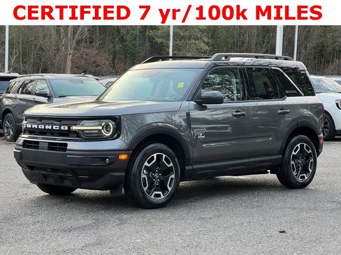 Used 2024 Ford Bronco Sport Outer Banks w/ Tech Package image 2