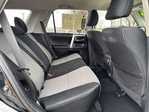 Used 2020 Toyota 4Runner SR5 image 22