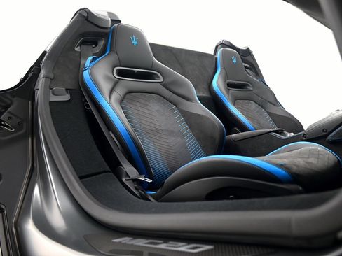 Used 2023 Maserati MC20 Spyder RWD image 17