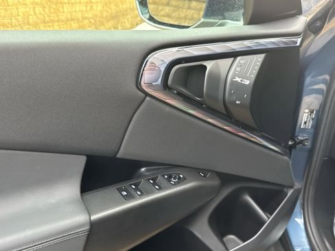 Certified 2025 BMW X3 xDrive30i image 10